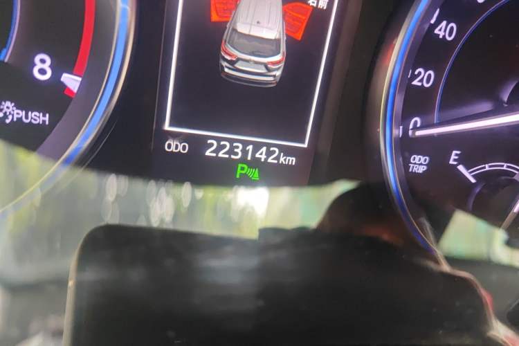 Used Toyota Highlander 2018 2.0T Four-Wheel Drive Luxury Edition 7 Seats China V Emission Standard