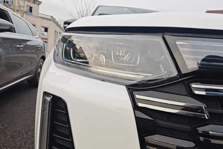 Used CHANGAN CS95 2023 2.0T All-Wheel Drive Premium PLUS
