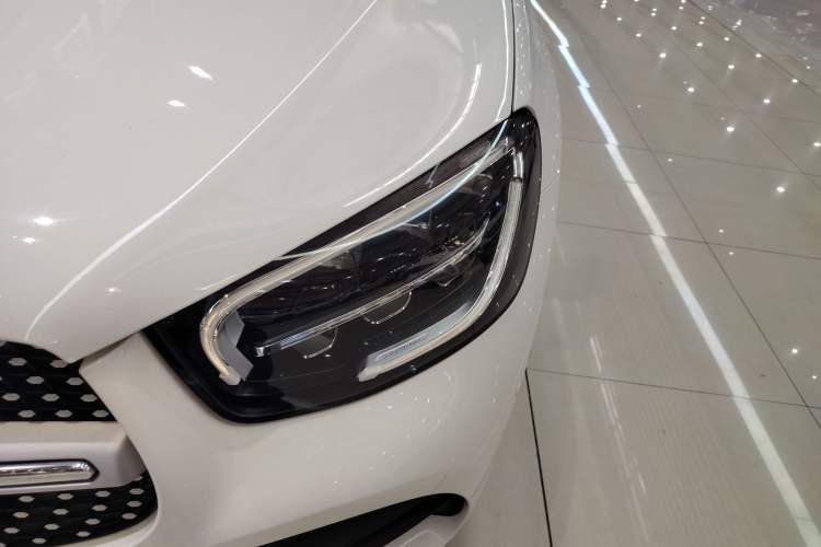 Used Mercedes-Benz GLC 2021 GLC 300 L 4MATIC Dynamic Model
