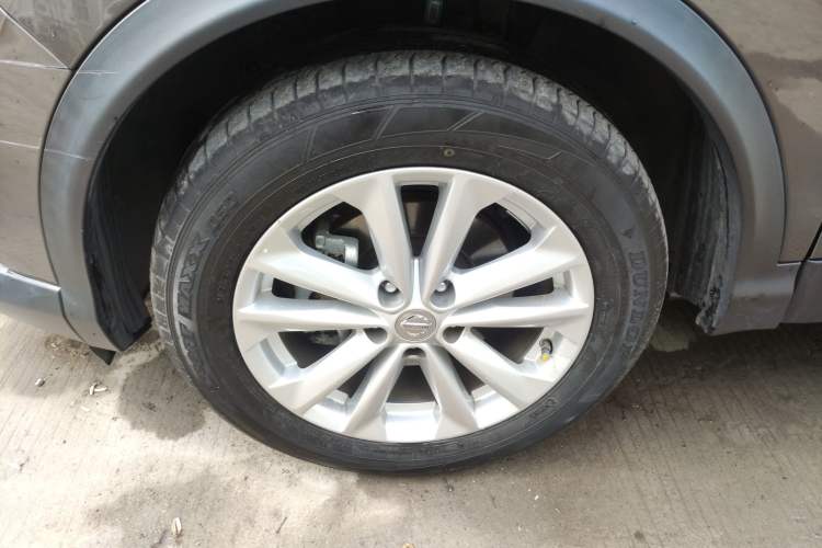 Used Nissan Qashqai 2017 2.0L CVT Elite Edition China V Standard Left Front Wheel Hub