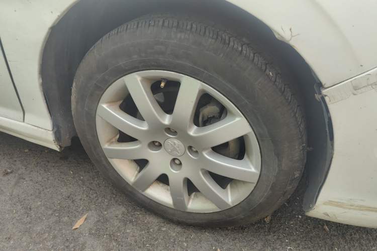 Used Peugeot 308 2013 1.6L Automatic YouShang Model Right Front Wheel Hub