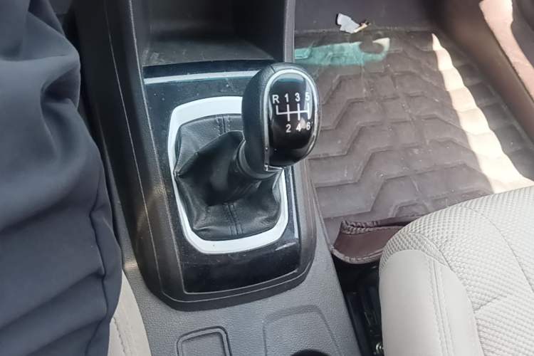 Used Baojun 310W 2017 1.5L Manual Comfort Version China V
