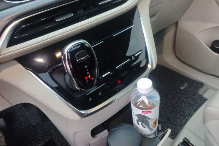 Used Buick GL8 2023 ES Lu Zun Comfort Model
