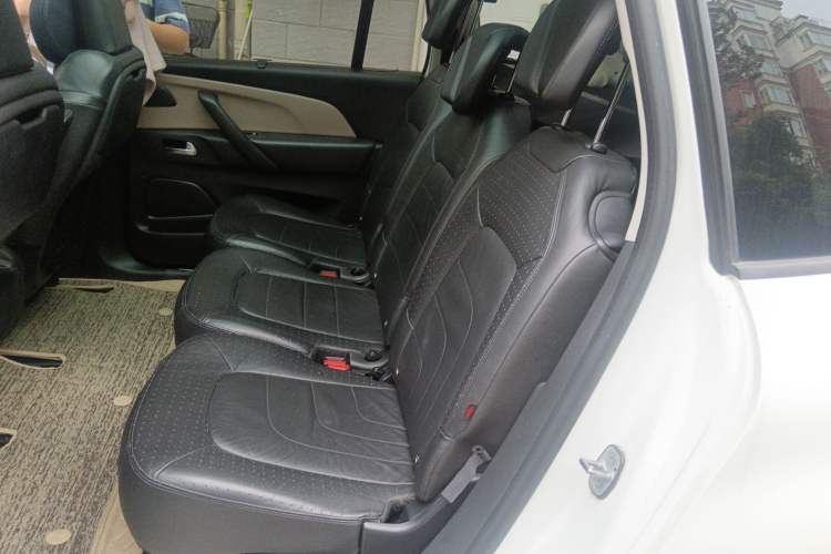 Used Citroen C4 Picasso 2015 Grand 1.6T Luxury 7-Seater
