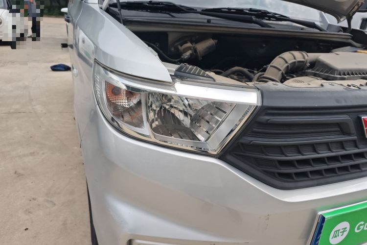 Used Wuling Hongguang V 2021 1.5L Jingqu Edition Enclosed-Window Vehicle LAR