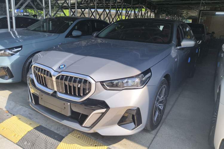 Used BMW i5 2024 eDrive 35L M Sport Package