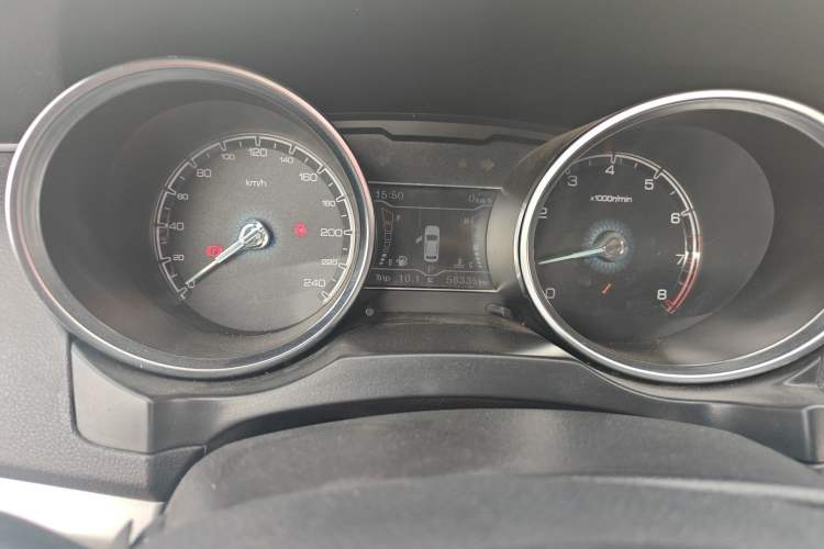 Used Zotye SR7 2016 1.5T CVT Cube Road Edition China V Standard
