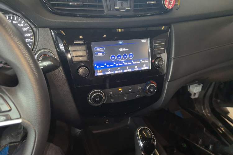 Used Nissan X-Trail 2017 2.0L CVT Comfort Edition 2WD
