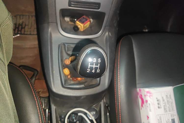 Used Ford Fiesta 2013 Sedan 1.5L Manual Fashion Edition
