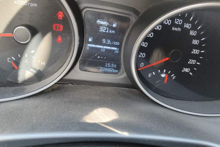 Used Kia Sportage R 2015 2.0L Manual Two-Wheel Drive GL Model
