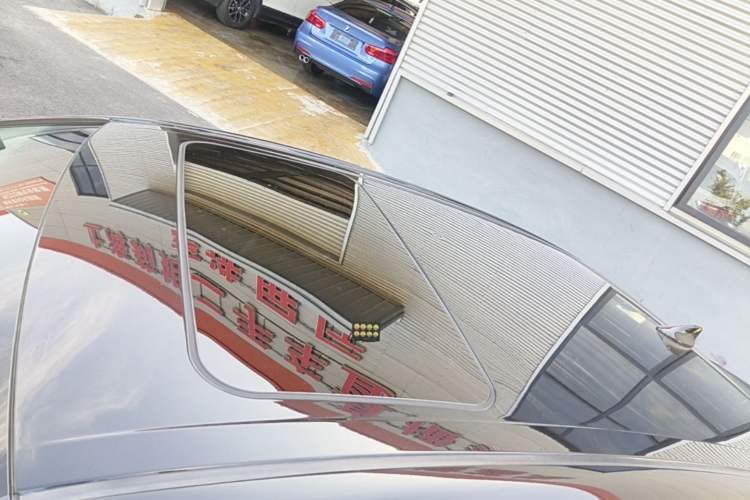 Used Toyota Camry 2021 2.0G Luxury Edition
