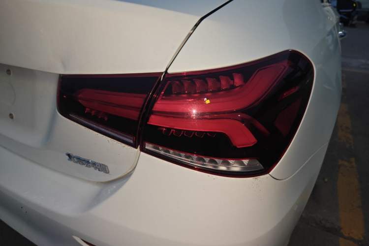 Used Mercedes-Benz A-Class 2021 A 200 L Sport Sedan Fashion Model
