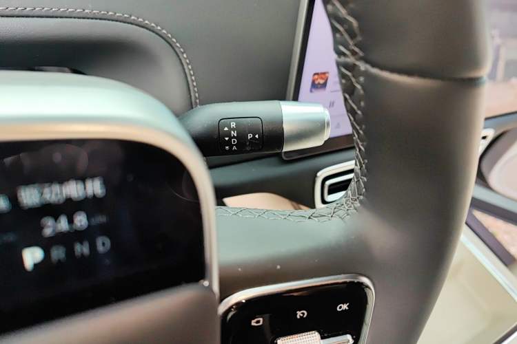 Used Li Auto L6 2025 Pro Smart Refresh Edition
