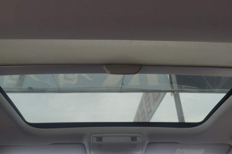 Used Volkswagen Golf 2014 1.4TSI Automatic Comfort Model Headliner