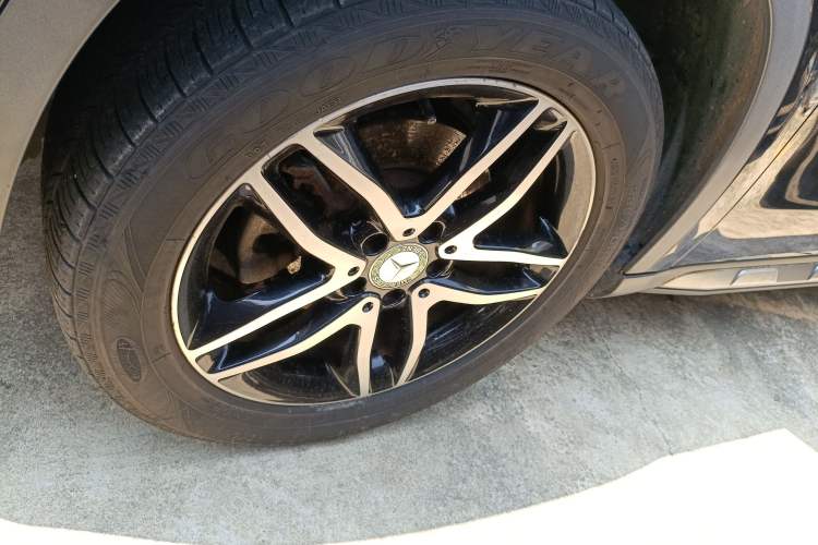 Used Mercedes-Benz GLA 2016 GLA 200 Fashion Model Exterior 4