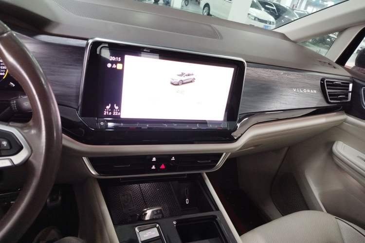 Used Volkswagen Viloran 2022 380TSI Prestige Edition
