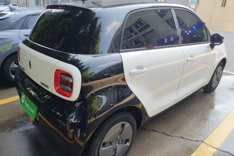 Used ORA Black Cat 2021 301 km Basic Version
