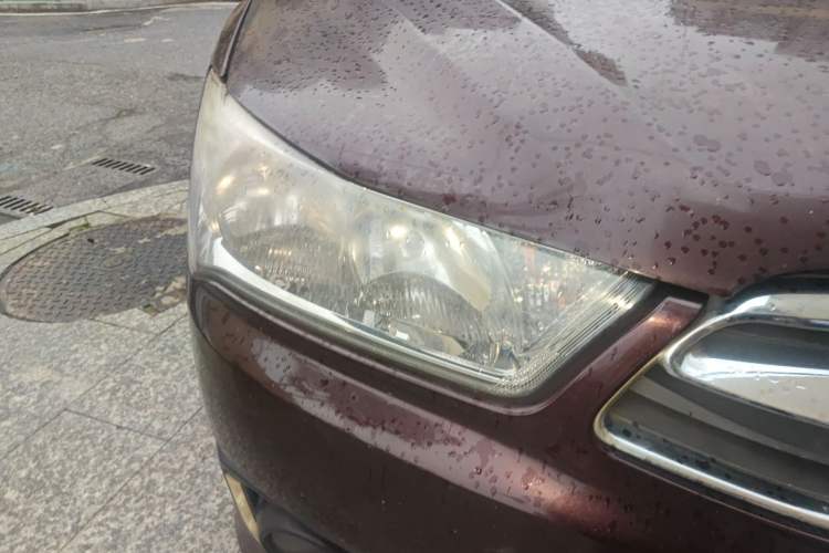 Used Citroen C-Quatre 2014 VTS Version 1.6L Manual - Premium Model Right Front Headlight