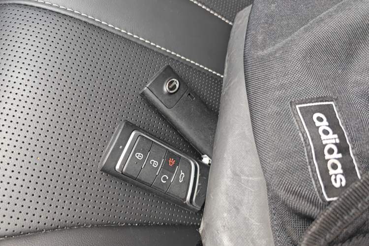 Used GAC Trumpchi M6 2023 PRO 270T DCT Luxury Edition Vehicle Key