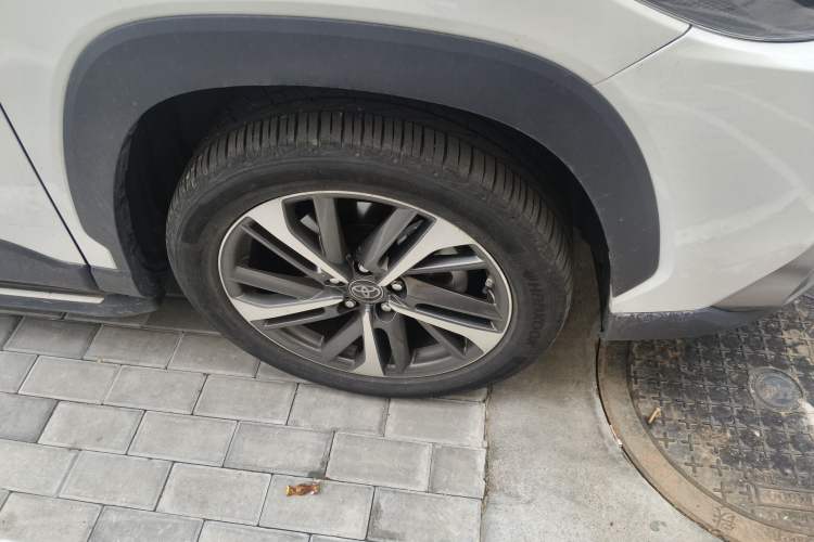 Used Toyota FRONTLANDER 2022 2.0L CVT Luxury PLUS Edition
