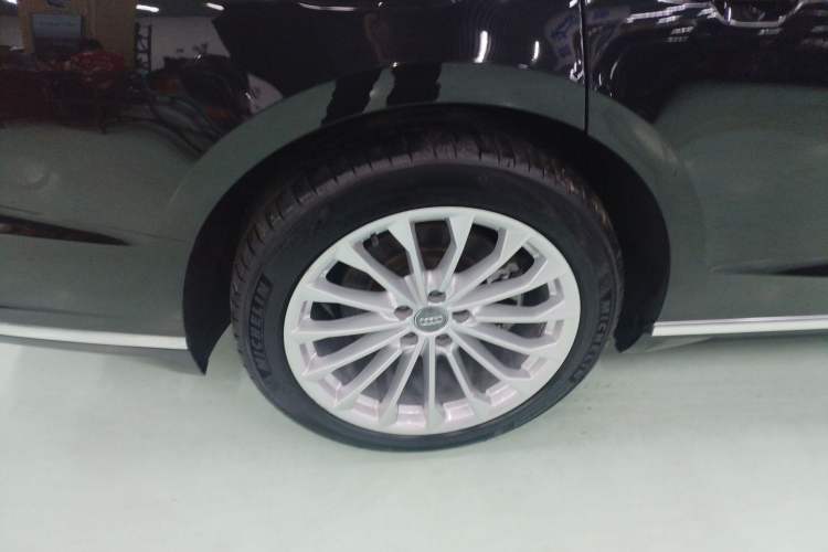 Used Audi A8 2019 Facelifted Plus A8L 50 TFSI quattro Comfort Version
