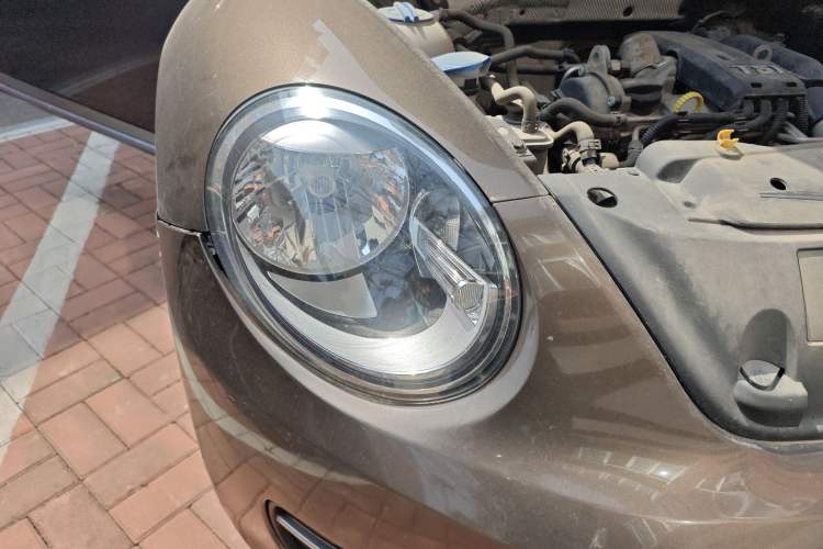 Used Volkswagen Beetle 2014 1.2TSI Fashion Edition Right Front Headlight