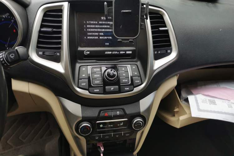 Used Changan Eado 2015 1.6L Manual Luxury Model China IV Standard