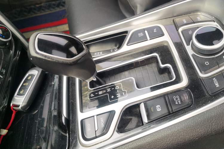 Used Geely Auto Emgrand GT 2016 2.4L Zunya Model Gear Lever