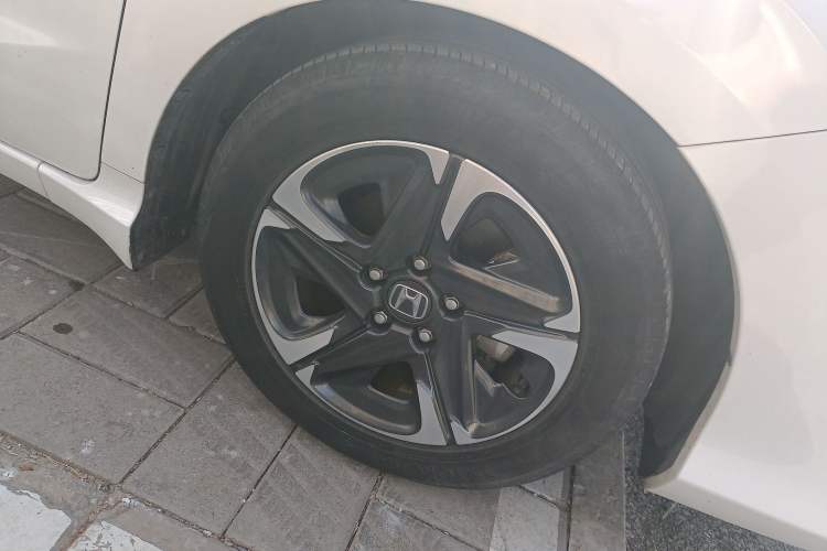 Used Honda Envix 2019 180TURBO CVT Prestige Edition China VI