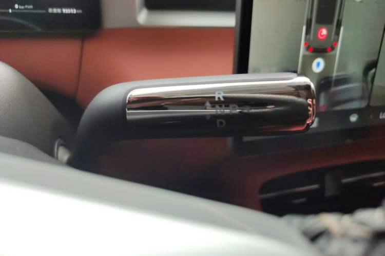 Used Landian E5 PLUS 2026 Model 165km Long-Range First-Adoption Version Ultra 7-seater
