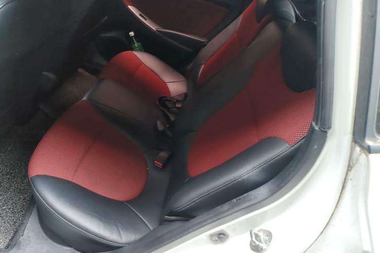 Used Hyundai Verna Ray 2014 1.4L Automatic GLX Left Rear Seat