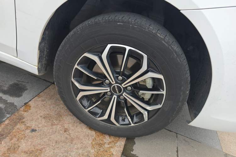 Used Roewe i6 MAX New Energy 2023 EV 420 Skyroof Special Edition
