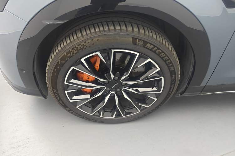 Used Zeekr 7X 2025 75 kWh Rear-Wheel Drive Intelligent Driving Version
