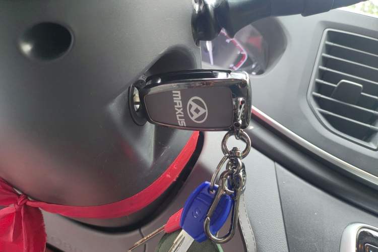 Used SAIC MAXUS Xintu V80 2025 PRO Aoyuntong 2.0T Automatic Long Wheelbase Ultra-Low Roof 6/7/8/9-Seater