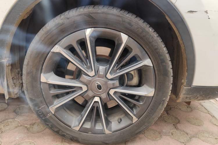 Used ORA iQ 2018 High-Range Version Smart Connectivity Model
