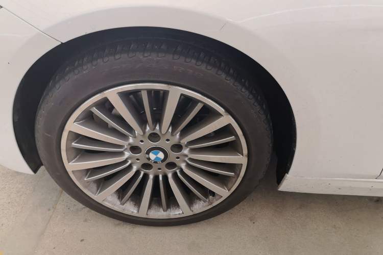 Used BMW 3 Series 2019 320Li Fashion Model Left Front Wheel Hub