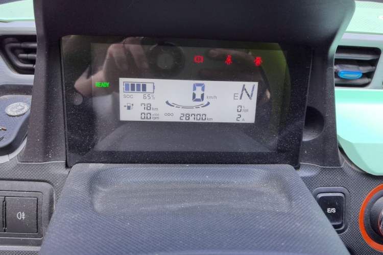 Used Wuling Hongguang MINIEV 2020 Lite Version Lithium Iron Phosphate Odometer Close Up