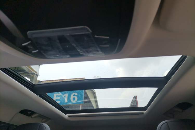 Used EXEED Lingyun 2024 300T Two-Wheel Drive Starlight Edition