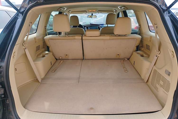 Used Toyota Highlander 2015 2.0T Two-Wheel Drive Elite Edition 7 Seats