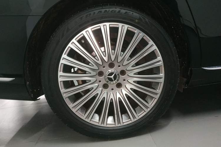 Used Mercedes-Benz E-Class 2020 E 300 L Luxury Model