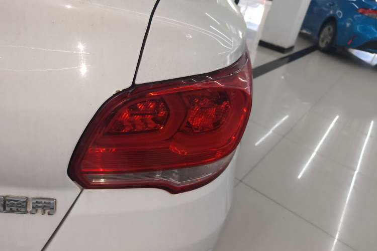 Used Chevrolet Cavalier 2019 320 Automatic Enjoyment with Sunroof