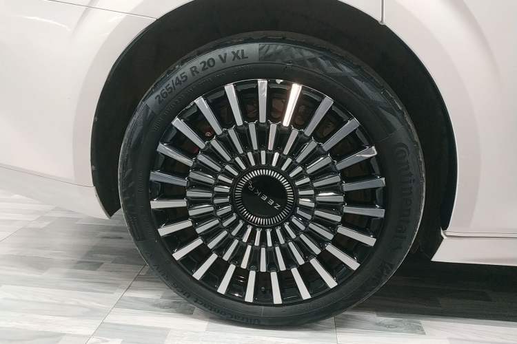 Used Zeekr 009 2022 ME Edition
