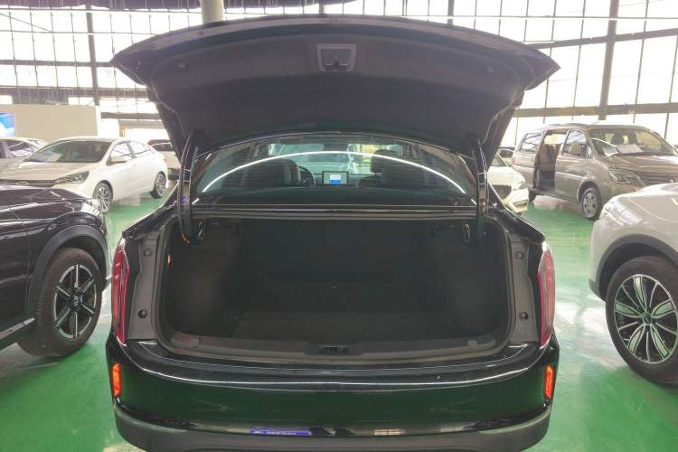 Used Hongqi E-QM5 2021 Online Booking Charging T3 Edition 5-Seater
