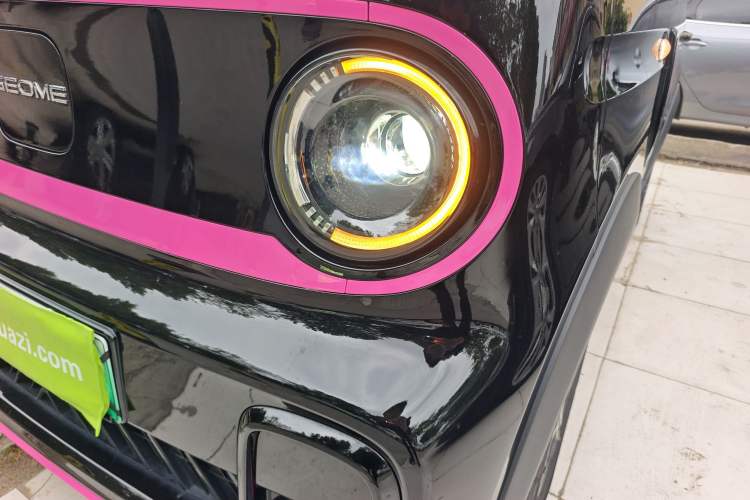 Used Geely Galaxy Panda 2025 210km Panda Kart Left Front Headlight