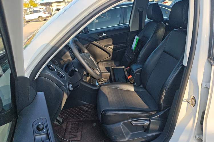 Used Volkswagen Tiguan 2016 280TSI Automatic Two-Wheel-Drive Silk Road Style Edition