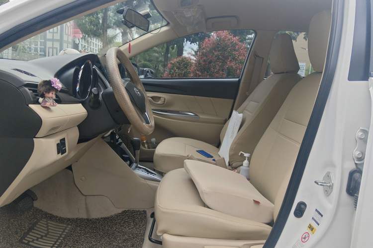 Used Toyota YARiS L Zhi Xuan 2014 1.5G Automatic Xuan Dong Edition