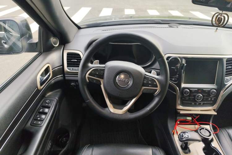 Used Jeep Grand Cherokee 2014 3.0TD Diesel Comfort Navigation Version