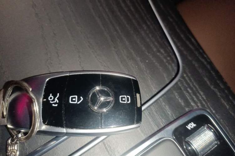 Used Mercedes-Benz E-Class 2020 E 300 L Sporty and Stylish Model