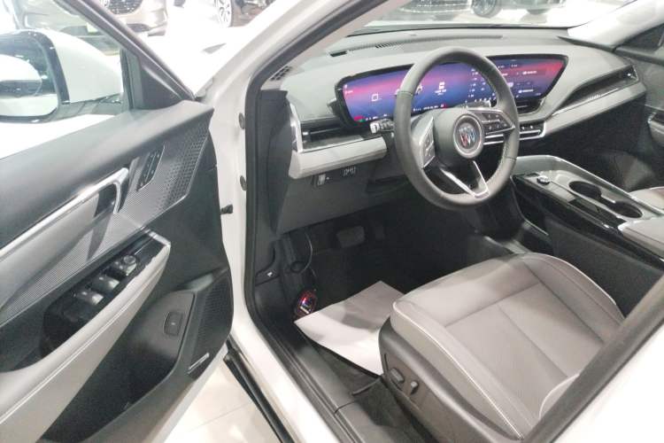 Used Buick E5 2025 Model 620KM Prestige Edition