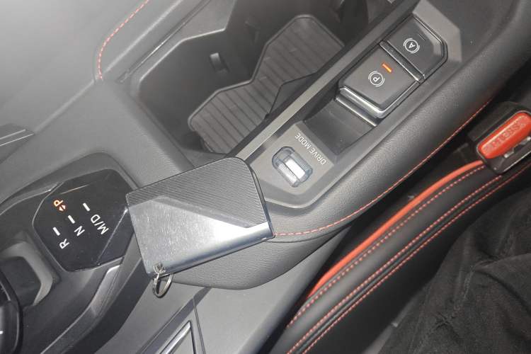 Used Lynk & Co 06 2020 1.5T YAO Halo
